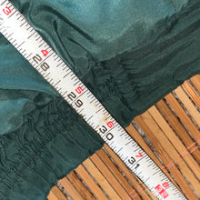 Load image into Gallery viewer, L/XL - Vintage Green Bay Packers Quilted Sharktooth Jacket