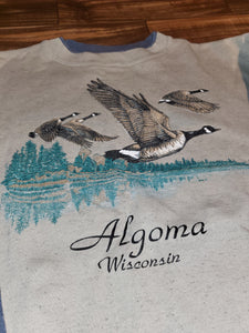 XL - Vintage 1994 Rare Algoma Wisconsin Geese Nature Sweatshirt
