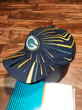 Load image into Gallery viewer, Vintage Green Bay Packers Game Day Shatter Hat