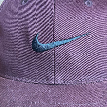 Load image into Gallery viewer, Vintage 90s Nike Snapback Hat