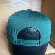 Load image into Gallery viewer, Vintage Green Bay Packers New Era Snapback Hat