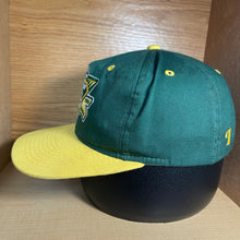 Load image into Gallery viewer, Vintage 1993 Green Bay Packers 75th Anniversary Hat