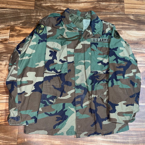 M - Vintage US Army Cold Weather Camo Field Jacket