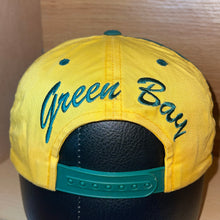 Load image into Gallery viewer, Vintage Green Bay Packers LOGO 7 Script Snapback Hat