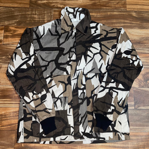 M/L - Vintage Predator Camo Jacket