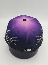Load image into Gallery viewer, NEW Yankees WS Champions Metallica Lightning New Era Fitted Hat 7 1/2