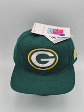 Load image into Gallery viewer, NEW Vintage Green Bay Packers NFL 1990s Sports Specialties Hat
