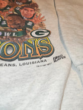 Load image into Gallery viewer, L - Vintage Green Bay Packers Super Bowl XXXI Caricature Sweatshirt