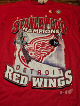 Load image into Gallery viewer, M - NEW Vintage 1998 Red Wings NHL Stanley Cup Champions Shirt