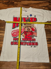 Load image into Gallery viewer, L - NEW Vintage 1998 Red Wings NHL Stanley Cup Champions Shirt