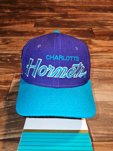 Vintage Charolette Hornets NBA Sports Fitted Script Hat 7 1/8