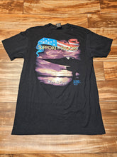 Load image into Gallery viewer, M - Vintage Rare 1991 War In The Gulf Shirt