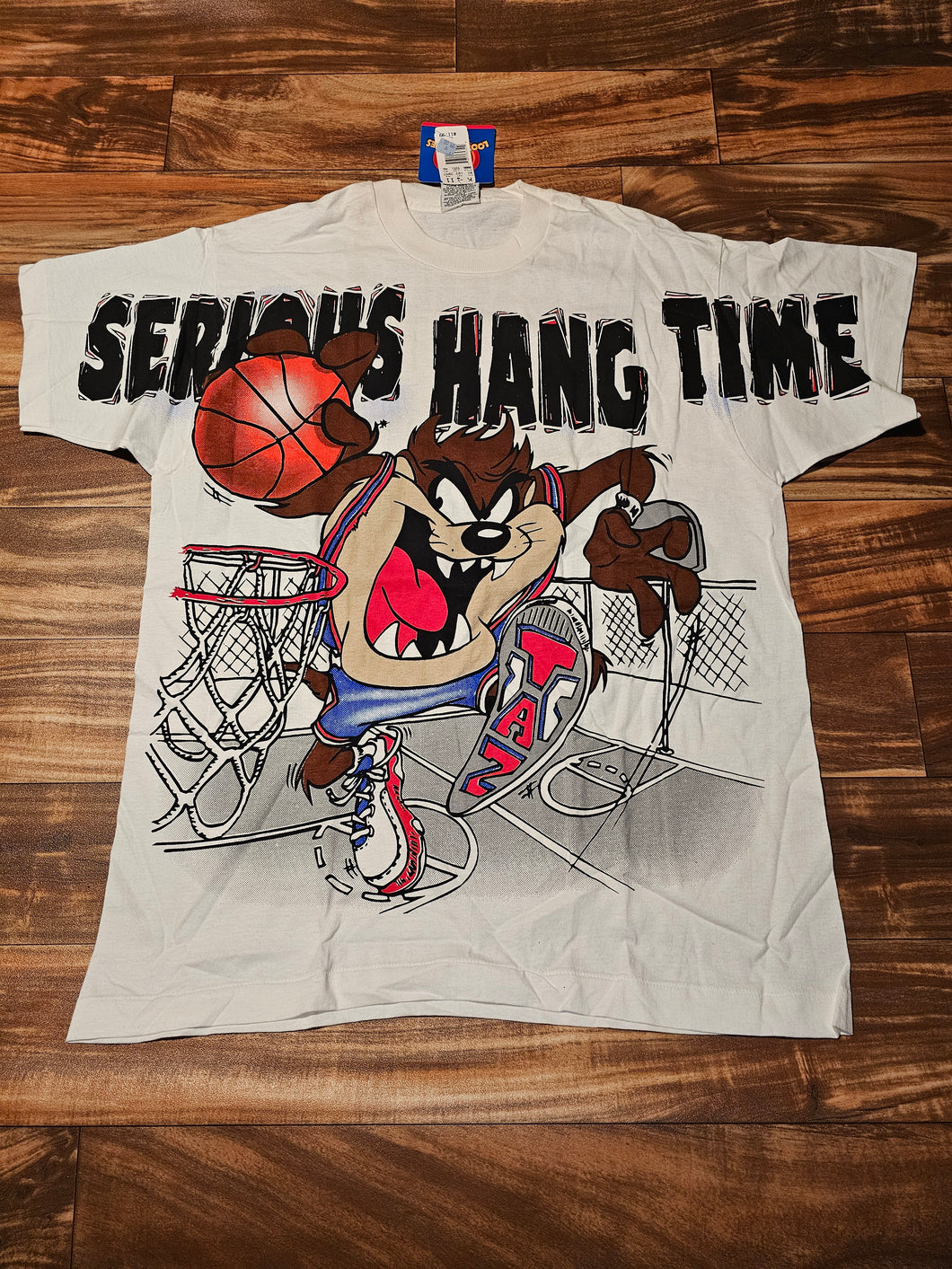 L - NEW Vintage 1995 Taz Looney Tunes Serious Hang Time Shirt