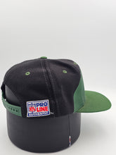 Load image into Gallery viewer, Vintage Green Bay Packers NFL 1990s Sharktooth Hat