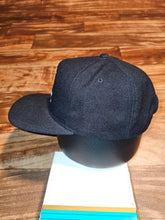 Load image into Gallery viewer, Vintage Rare Chicago White Sox MLB Starter Hat