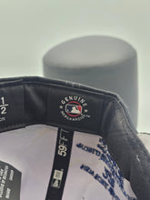 Load image into Gallery viewer, NEW Yankees WS Champions Metallica Lightning New Era Fitted Hat 7 1/2