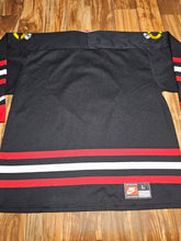 Load image into Gallery viewer, L - Vintage Nike Chicago Blackhawks NHL Jersey
