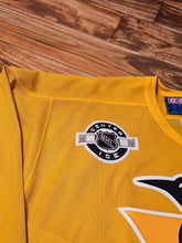 Load image into Gallery viewer, XL - Vintage Pittsburgh Penguins NHL Hockey CCM Jersey