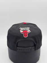 Load image into Gallery viewer, Vintage Chicago Bulls 1990s NBA Hat
