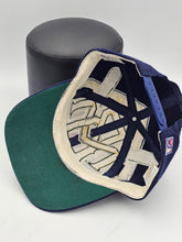 Load image into Gallery viewer, Vintage Milwaukee Brewers Big Logo Hat