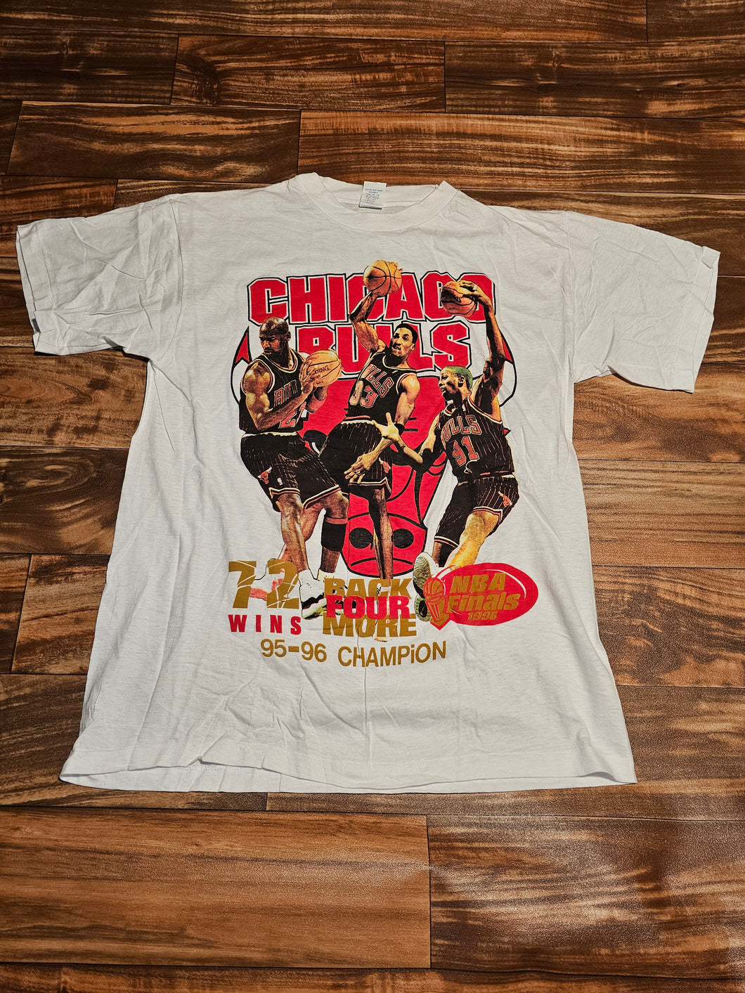 L - NEW Vintage Rare 1996 Chicago Bulls Champion 72 Wins Shirt