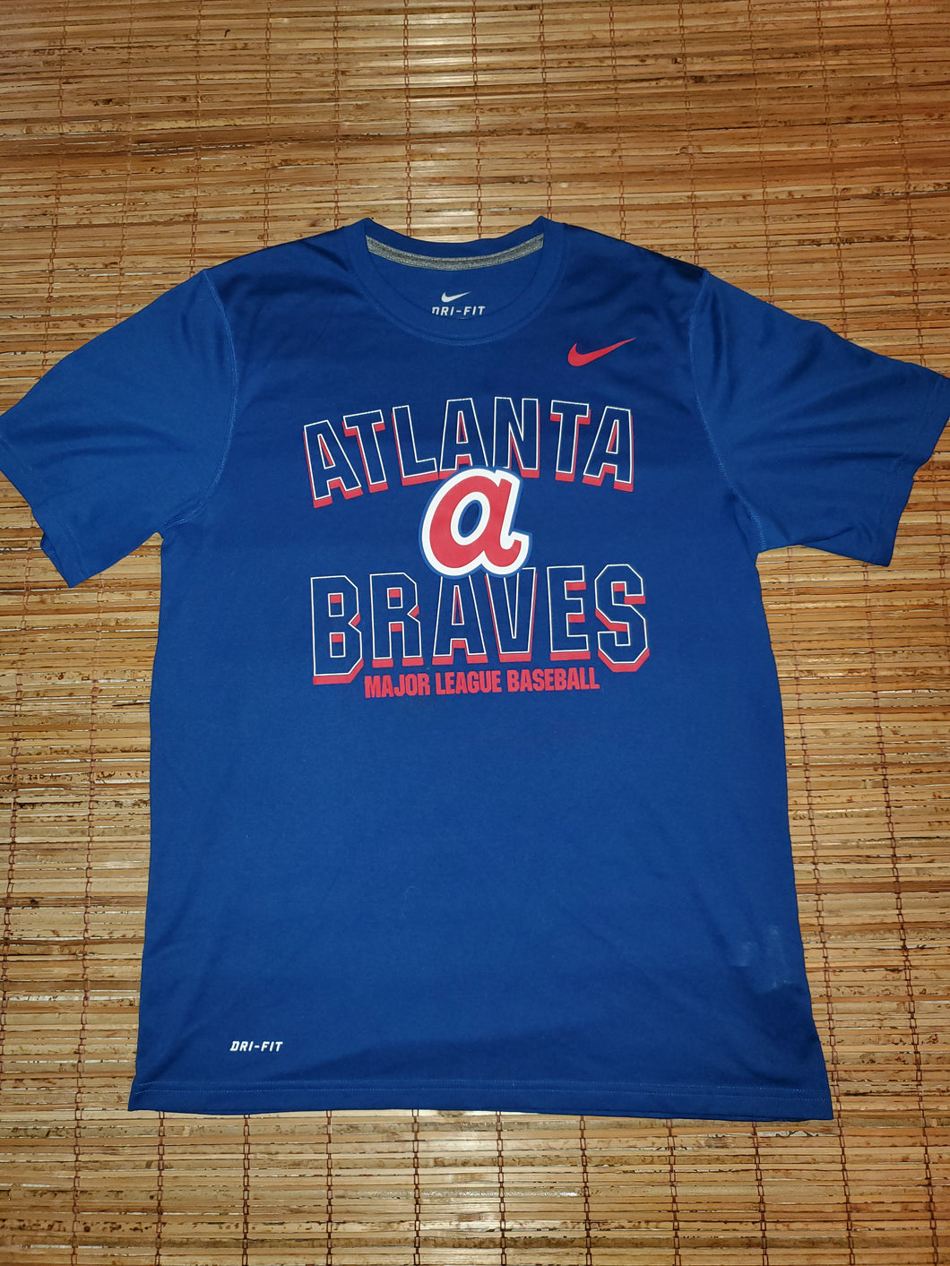 M - Alanta Braves Nike Dri-fit Shirt