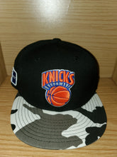 Load image into Gallery viewer, New York Knicks Fitted Hat