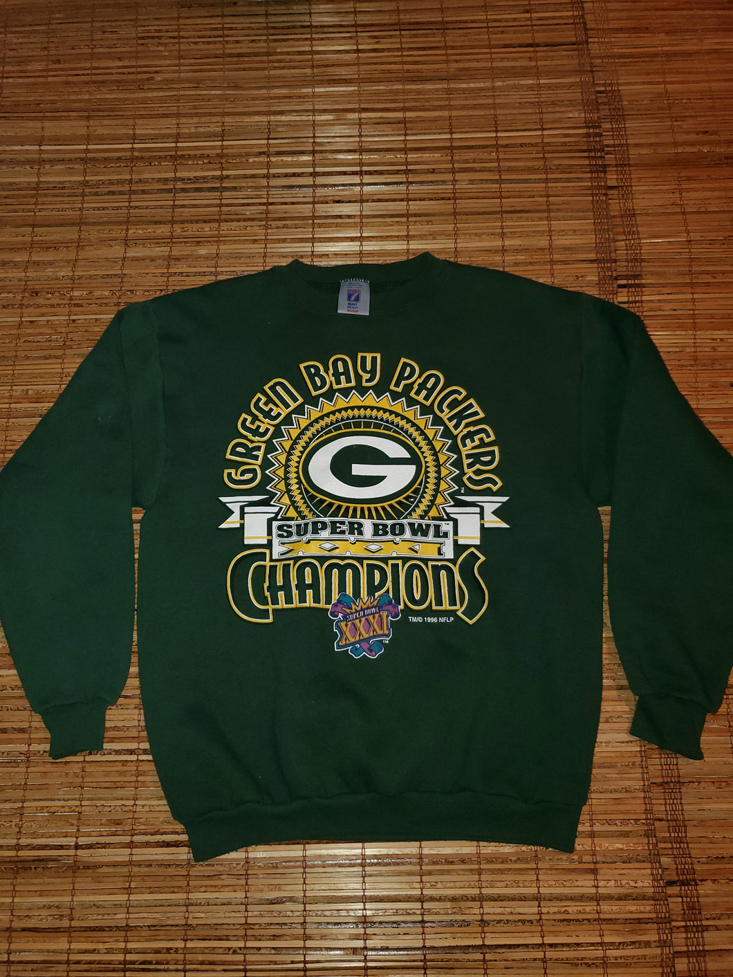 M - 1996 Packers Logo 7 Superbowl Sweater