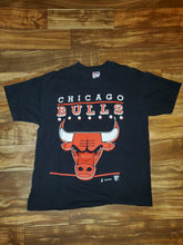 Load image into Gallery viewer, XL - Vintage Chicago Bulls Shirt