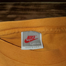 Load image into Gallery viewer, L - Vintage 1990&#39;s Rare Nike Jordan Spike Lee Shirt