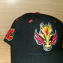 Load image into Gallery viewer, Vintage Calgary Flames NHL Zephyr Graph-X 100% Wool Snapback Hat