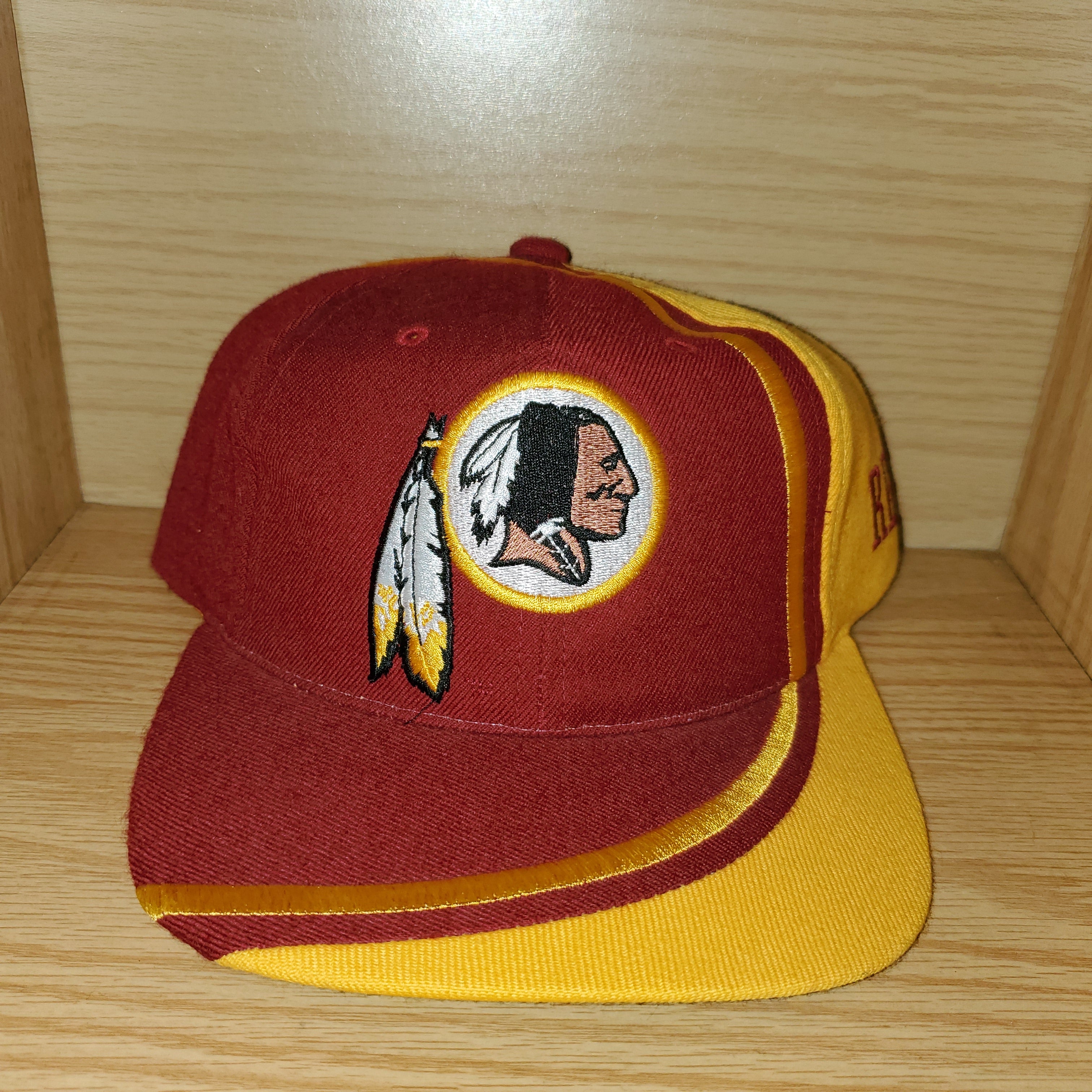 RETRO Sports Vintage Look WASHINGTON REDSKINS Stocking Slouch Cap hat  REEBOK