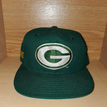 Load image into Gallery viewer, Vintage Green Bay Packers Plain Logo Hat