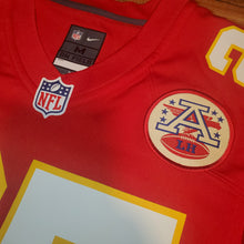 Load image into Gallery viewer, L/XL - Kansas City Chiefs Jamaal Charles Throwback Nike On Field Jersey