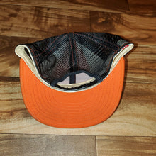 Load image into Gallery viewer, Vintage Philadelphia Flyers Lucky Stripe Hat