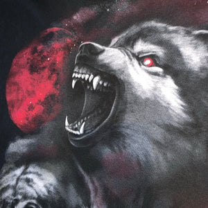 M - Growling Wolves Graphic Shirt