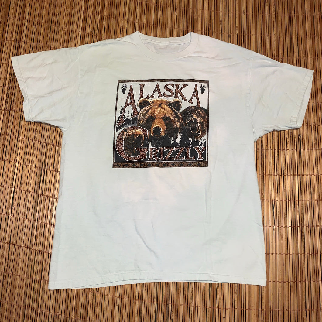 L/XL - Vintage 2000 Alaska Grizzly Bear Shirt