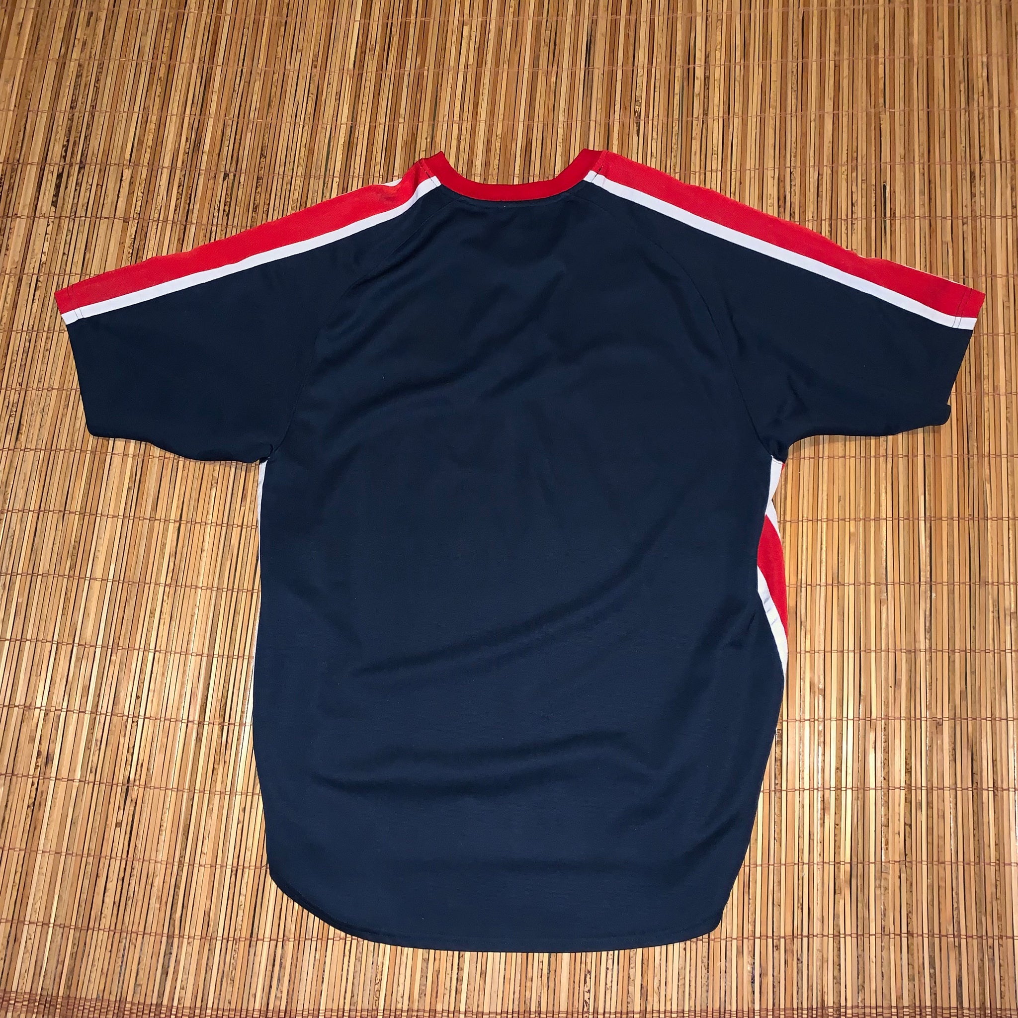 XL(Fits Big) - Vintage Atlanta Braves Shirt – Twisted Thrift