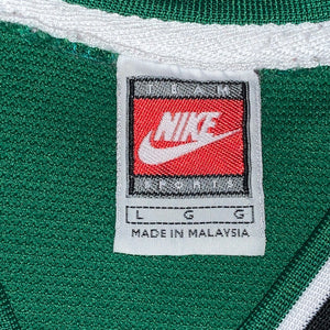 L - Vintage 90s Nike Boston Celtics Jersey