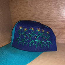 Load image into Gallery viewer, Vintage Maximizer Hybrid Corn Snapback