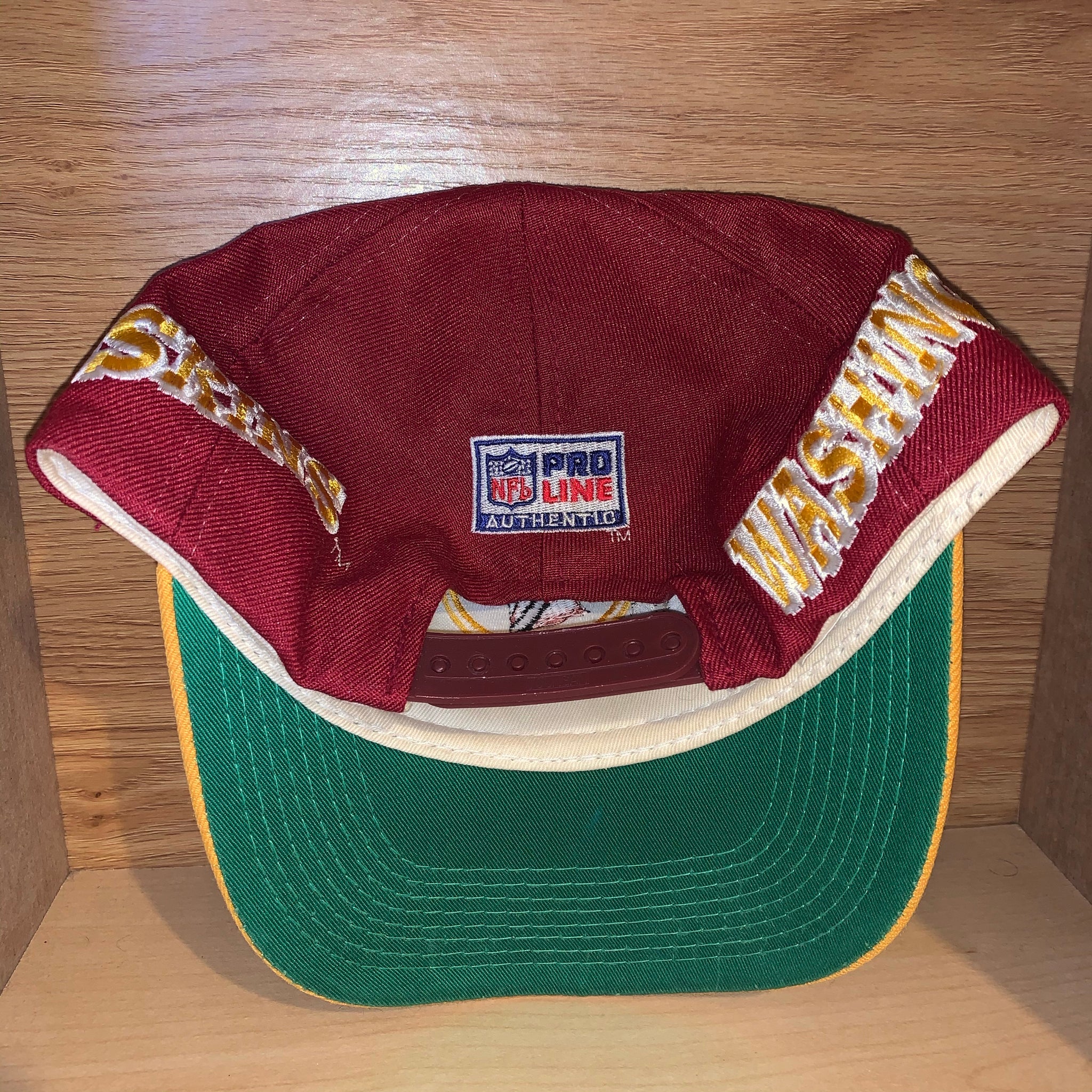 Vintage NFL (Sports Specialties) - Washington 'Red Skins' Snapback