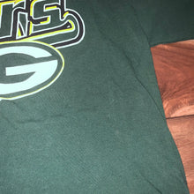 Load image into Gallery viewer, L - Vintage Green Bay Packers Football Logo 7 Shirt