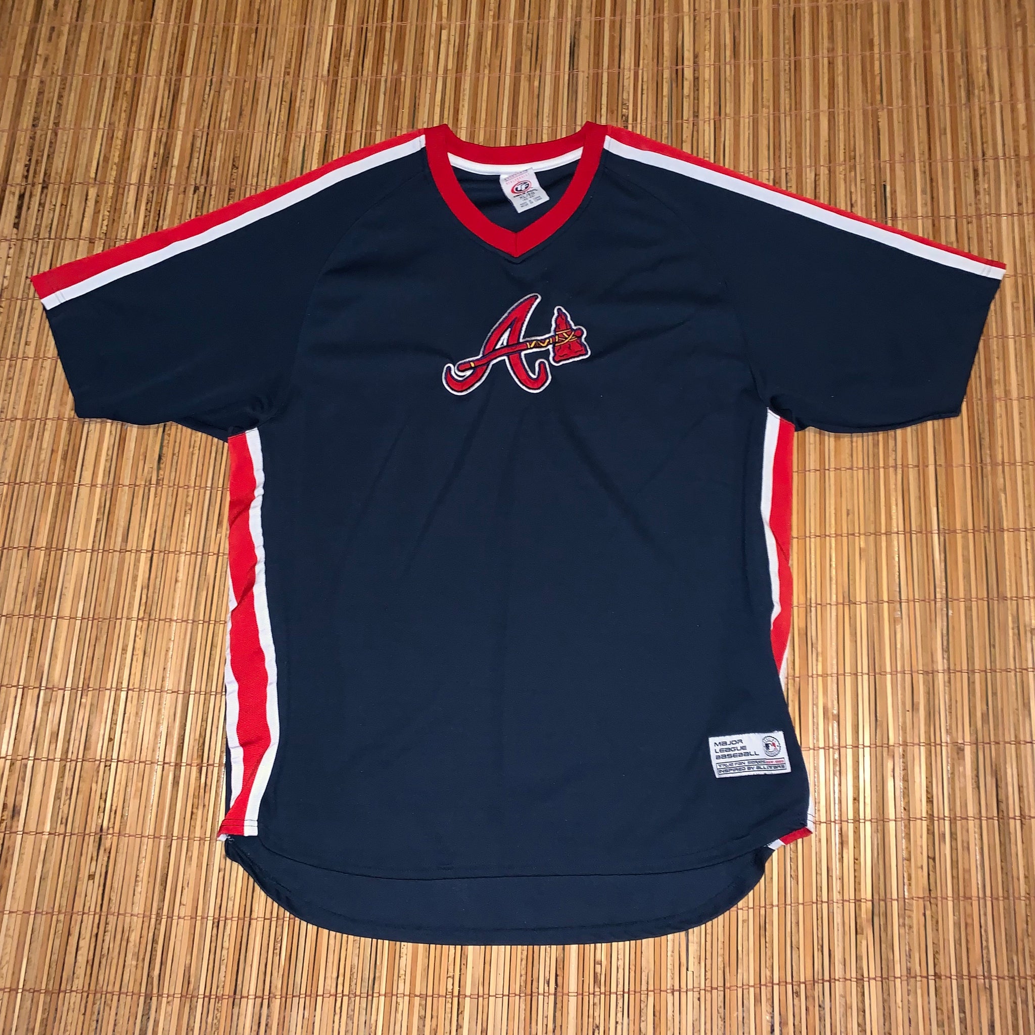 XL(Fits Big) - Vintage Atlanta Braves Shirt – Twisted Thrift