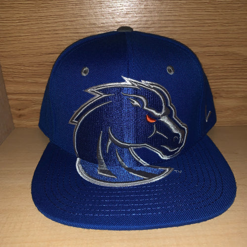 NEW Boise State Broncos Fitted Size 7 1/4 Hat