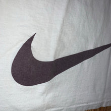 Load image into Gallery viewer, M - Vintage Oregon Nike Basketball Shirt