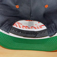 Load image into Gallery viewer, Vintage NWT San Francisco Giants Rare Script Snapback Hat