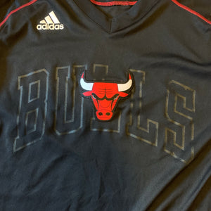 XL - Chicago Bulls Adidas Long Sleeve Shirt