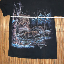 Load image into Gallery viewer, M(Fits L/XL) - Vintage 1995 Graphic Wolf Shirt