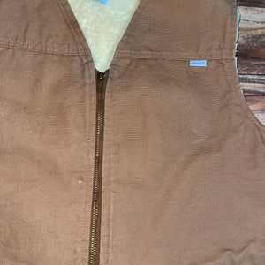LT - Vintage Sherpa Lined Carhartt Shooting Vest