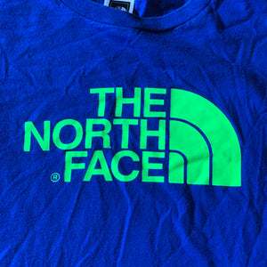 M - The North Face Shirt
